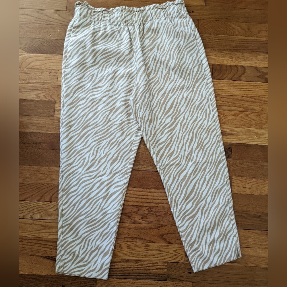 Ann Taylor Hi-Waist Zebra Pant w/Tapered Leg